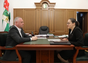Бадра Гунба поддерживает конструктивное сотрудничество с омбудсменом