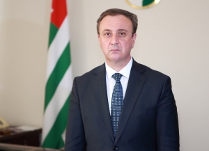 Владимир Делба поздравил руководство, сотрудников и ветеранов органов прокуратуры
