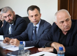 Бадра Гунба дал поручения правительству в сферах экономики, сельского хозяйства, туризма, энергетики и транспорта