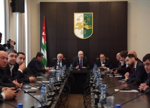 Депутаты Парламента приняли к сведению ежегодный доклад омбудсмена