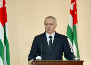 Президент Бадра Гунба поздравил народ Абхазии с Новым годом