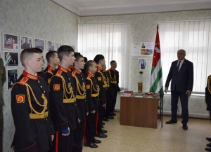 В Представительстве Абхазии в ПМР организовали фотовыставку «80 мгновений из жизни Владислава Ардзинба»